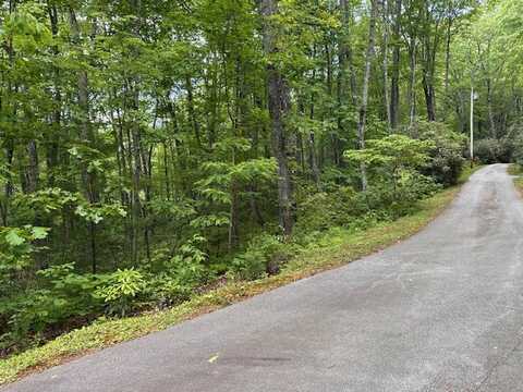 Tbd Dominion, Glenville, NC 28736