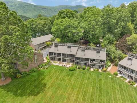 55 Toxaway Shores, Lake Toxaway, NC 28747