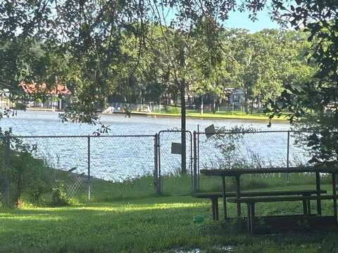 202 Thunderbrook Dr, Mabank, TX 75124