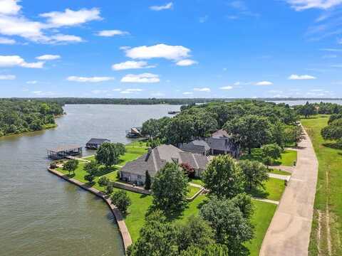 229 Lakeside Dr., Malakoff, TX 75148