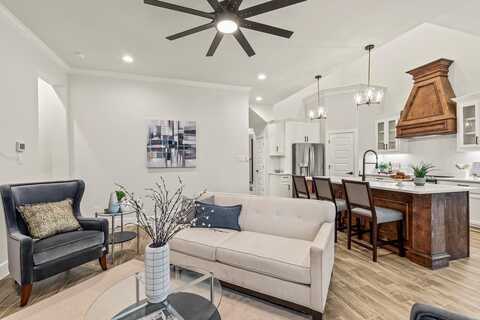 243 Hide A Way Dr, Mabank, TX 75156