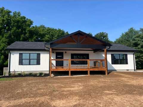 3943 Fykes Grove Rd, CEDAR HILL, TN 37032