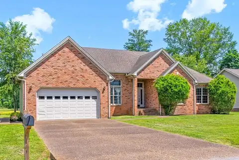 3021 Singletree Dr, HOPKINSVILLE, KY 42240
