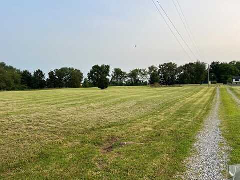 3943 Fykes Grove Rd, CEDAR HILL, TN 37032