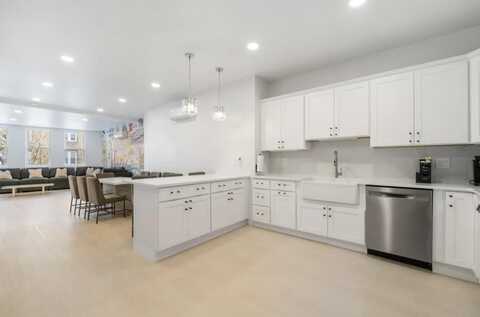 161 BROADWAY, Bayonne, NJ 07002