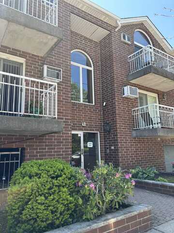 40 WEST 13TH ST, Bayonne, NJ 07002