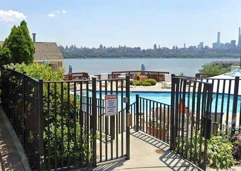 60 BERGEN RIDGE RD, North Bergen, NJ 07047