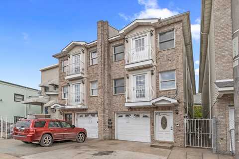 499 OCEAN AVE, Greenville, NJ 07305