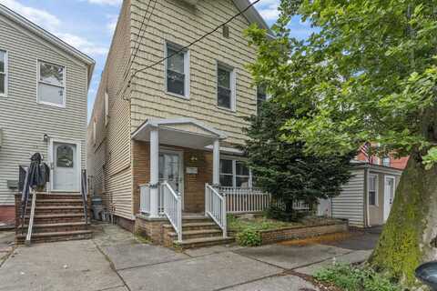 15 W 9TH ST, Bayonne, NJ 07002
