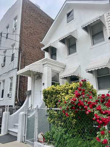150 19TH ST, Union City, NJ 07087