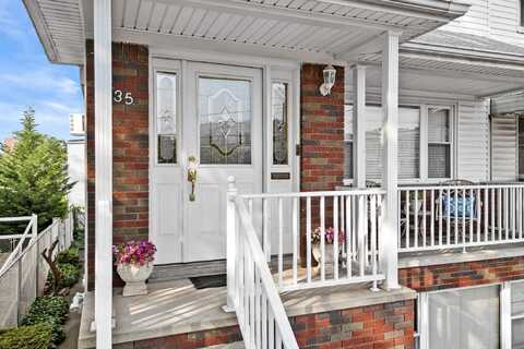 35 DODGE ST, Bayonne, NJ 07002