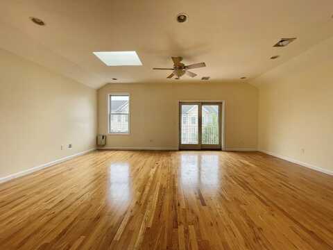 264 CUSTER AVE, JC, West Bergen, NJ 07305