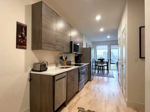 400 CLAREMONT AVE, JC, West Bergen, NJ 07304