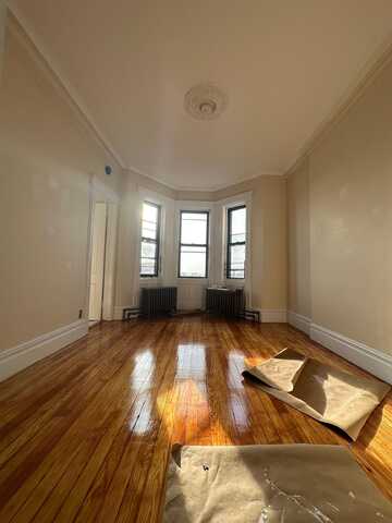 1712 SUMMIT AVE, Union City, NJ 07087