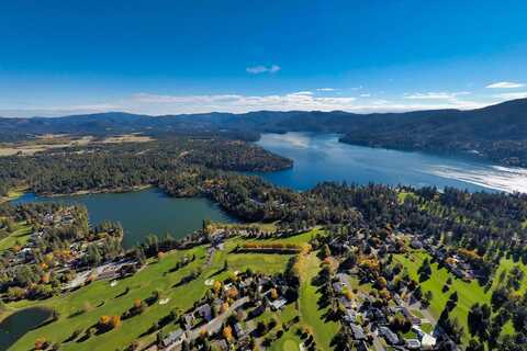 317 E Grosbeak Ave., Hayden, ID 83835
