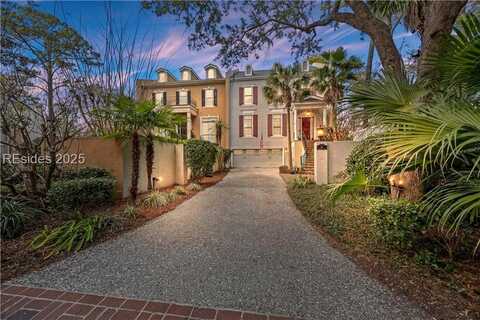 64 Crosstree Drive N, Hilton Head Island, SC 29926