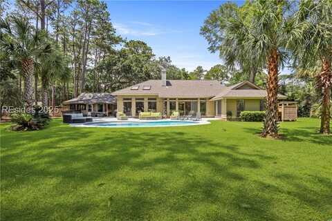63 Gloucester Road, Hilton Head Island, SC 29928