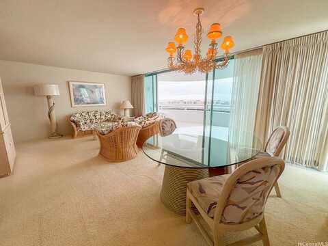 1341 Kapiolani Boulevard, Honolulu, HI 96814