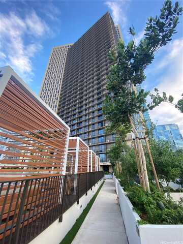 987 Queen Street, Honolulu, HI 96814