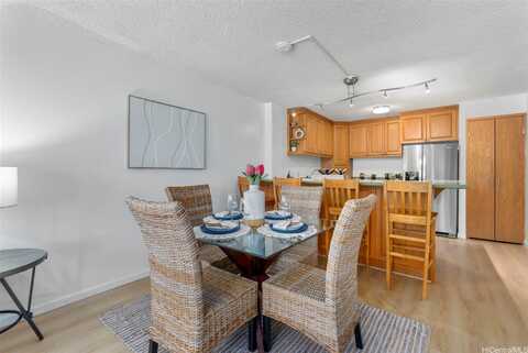 3138 Waialae Avenue, Honolulu, HI 96816