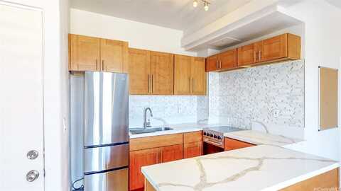 1096 S Beretania Street, Honolulu, HI 96814