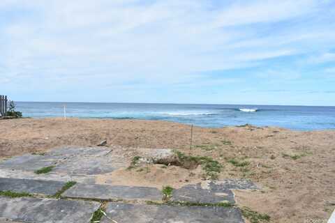 59-147 Ke Nui Road, Haleiwa, HI 96712
