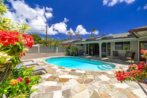 176 Kaiholu Street, Kailua, HI 96734