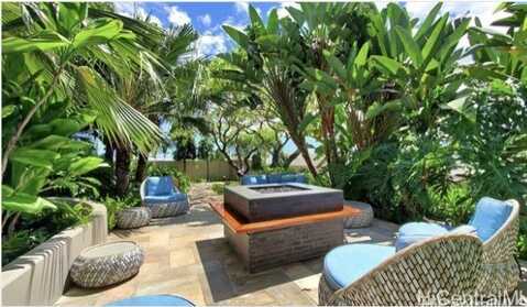 1555 Kapiolani Boulevard, Honolulu, HI 96814
