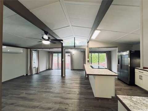 350 Ulupaina Street, Kailua, HI 96734