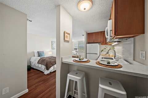 1060 Kamehameha Highway, Pearl City, HI 96782