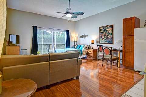 355 KALANIANAOLE ST unit: 119, Hilo, HI 96720
