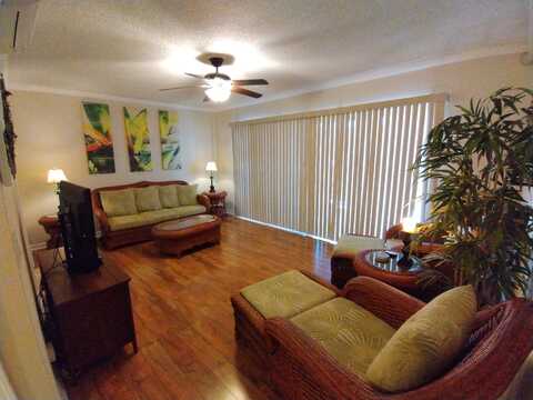 75-5719 ALII DR unit: 211, Kailua Kona, HI 96740