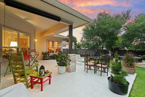 813 Lacey Oak Circle, Marble Falls, TX 78654