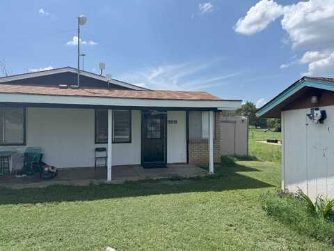 109 Logan Drive, Buchanan Dam, TX 78609