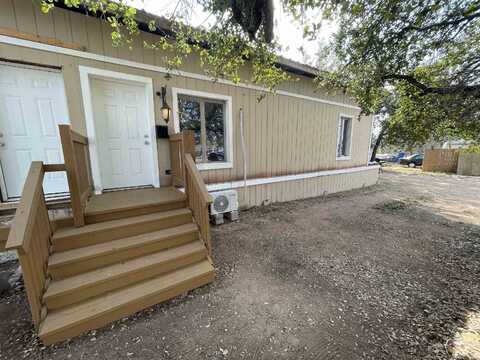 1319 Glass Road, Kingsland, TX 78639