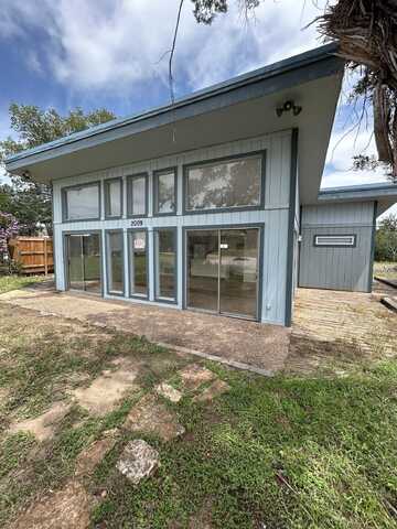2009 King Road, Marble Falls, TX 78654