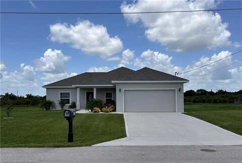 621 Palmdale Avenue, Avon Park, FL 33825