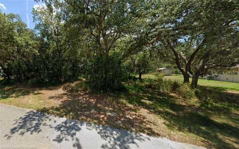 2113 N Cardinal Road, Avon Park, FL 33825