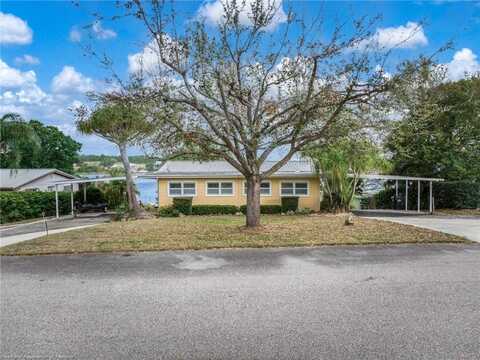 707 Lake Clay Drive S, Lake Placid, FL 33852