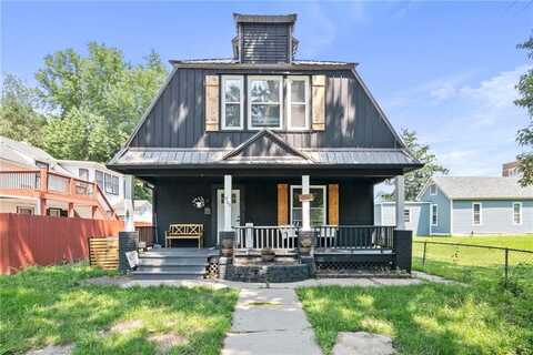 923 4th Avenue, Leavenworth, KS 66048
