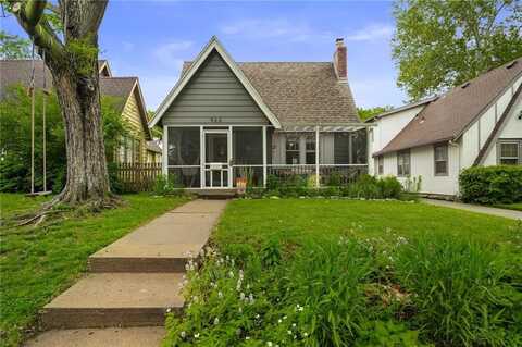 922 E 77th Street, Kansas City, MO 64131