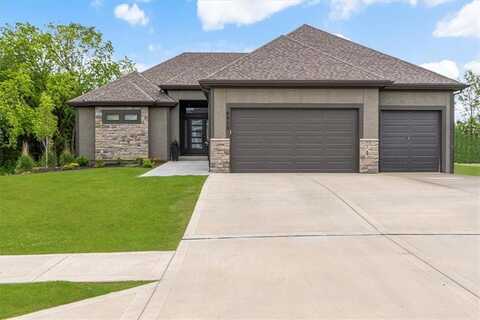 4913 NW 70th Terrace, Kansas City, MO 64151