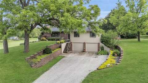 1758 Labette Road, Ottawa, KS 66067