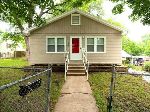 1907 S Evanston Avenue, Independence, MO 64052