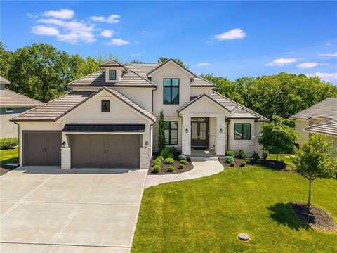 5827 N Lucerne Avenue, Kansas City, MO 64151