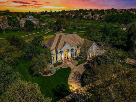 9705 Sunset Circle, Lenexa, KS 66220