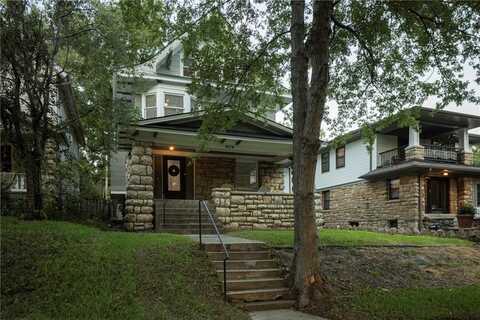 4219 Kenwood Avenue, Kansas City, MO 64110