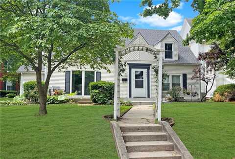 1607 South Street, Lexington, MO 64067