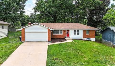 8822 N McGee Street, Kansas City, MO 64155