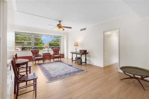 333 W Meyer Boulevard, Kansas City, MO 64113
